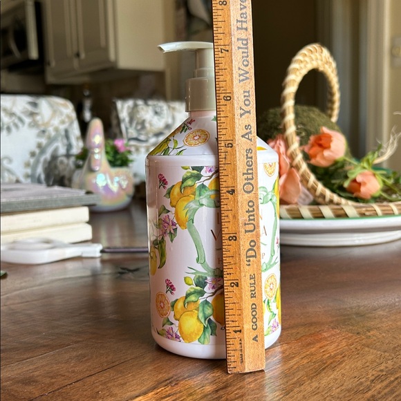 Hand Wash NEW - Picture 5 of 7